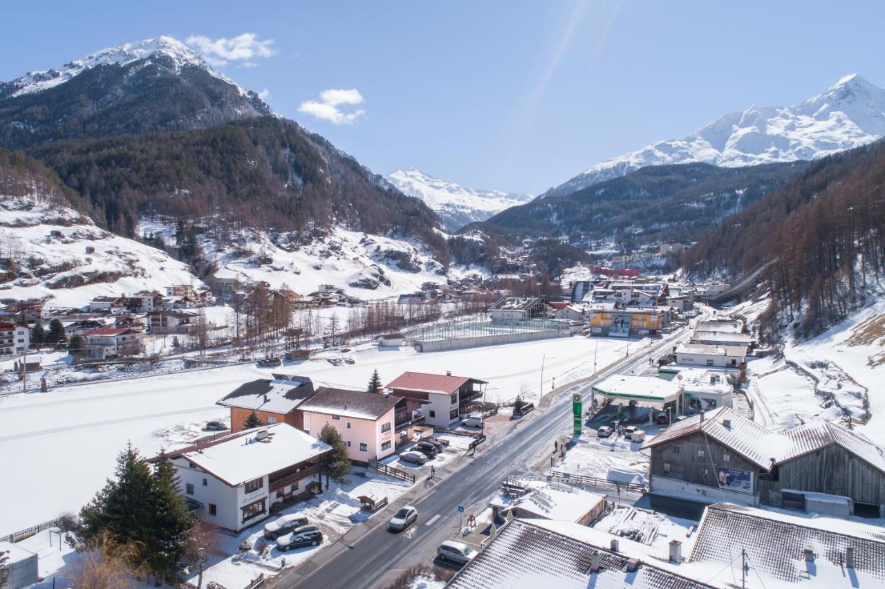 Ferienhaus Apart Sonnzeit Sölden Esterno foto